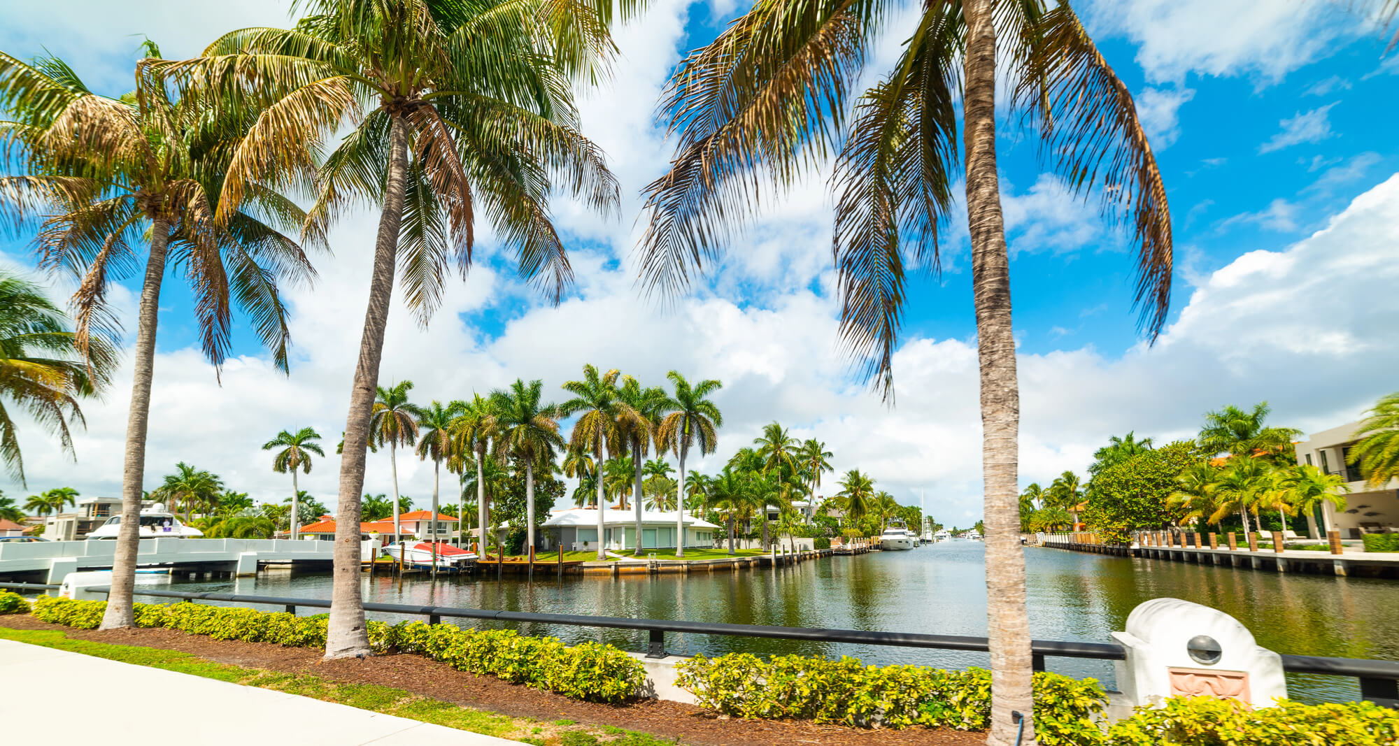St. Petersburg Neighborhoods With Homes That Have Boat Docks