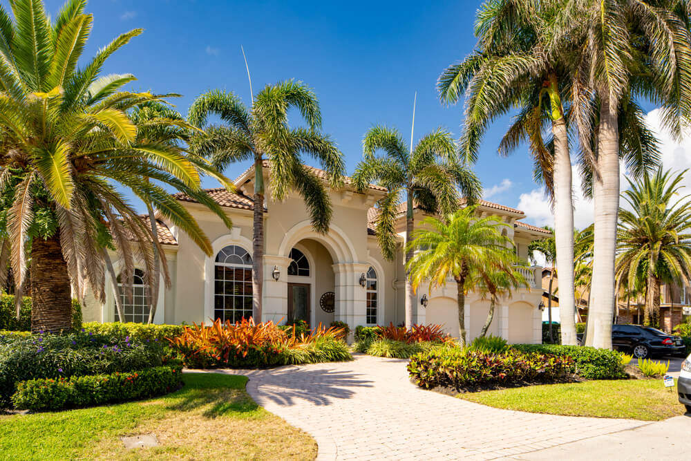 Best Places to Buy a Golf Cart Friendly House in St. Petersburg FL