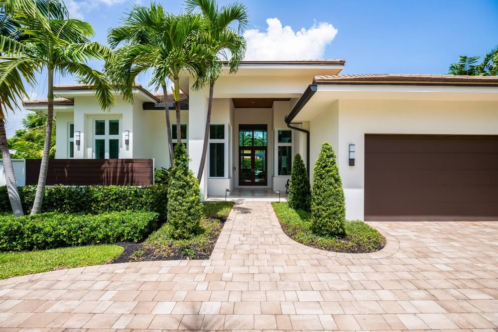 Contemporary Home Style in Tampa FL 